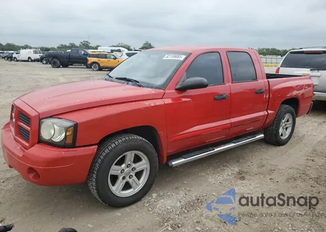 2007 Dodge Dakota Quad Slt z USA, uszkodzony, nr VIN 1D7HW48J87S118288